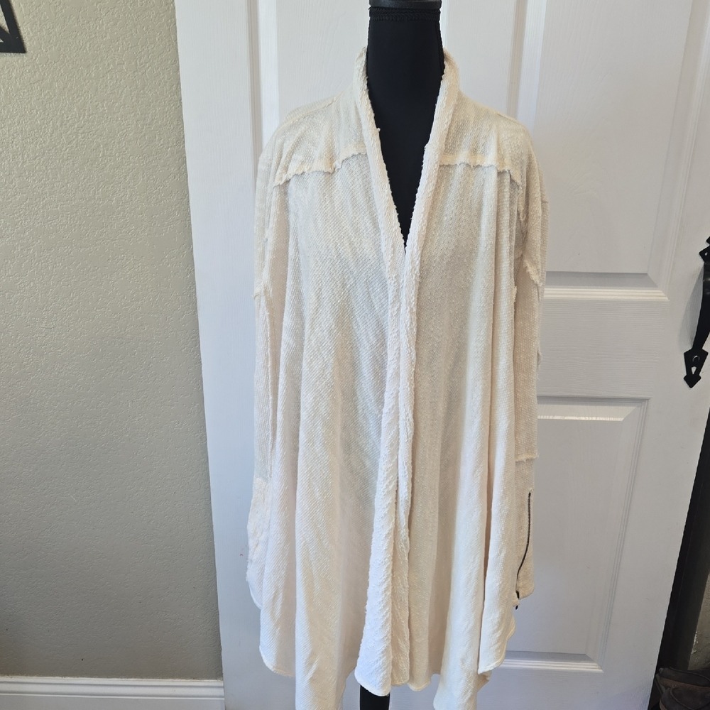 Free People Ivory Textured Open Front‎ Cardigan with Zipper Cuffs Medium